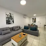 Cozy In Beautiful Complex Апартаменты Пафос
