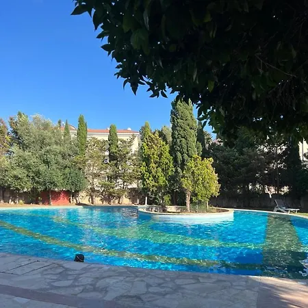Cozy In Beautiful Complex Paphos