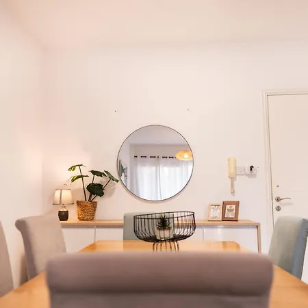 Cozy In Beautiful Complex Apartment *