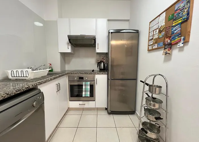 Cozy In Beautiful Complex Paphos