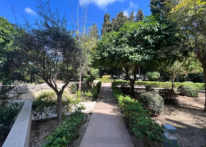 Cozy In Beautiful Complex Apartmán Paphos