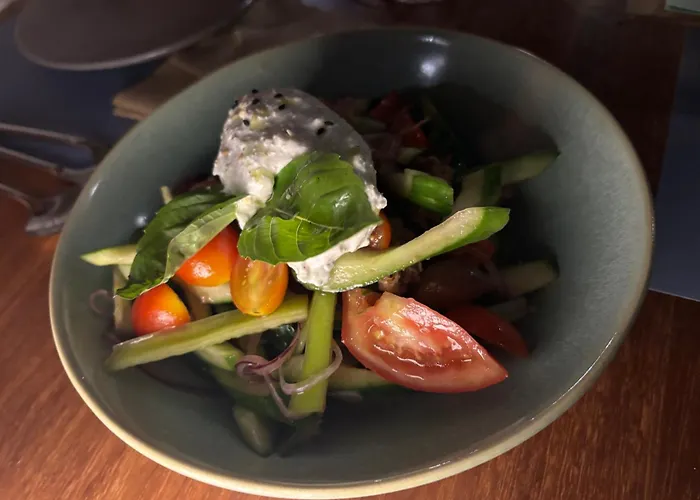 Cozy In Beautiful Complex