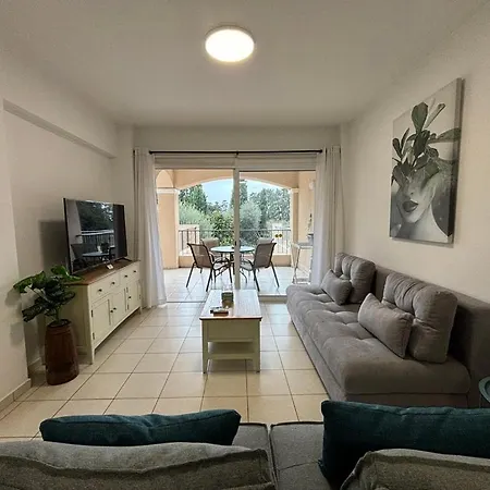 Cozy In Beautiful Complex