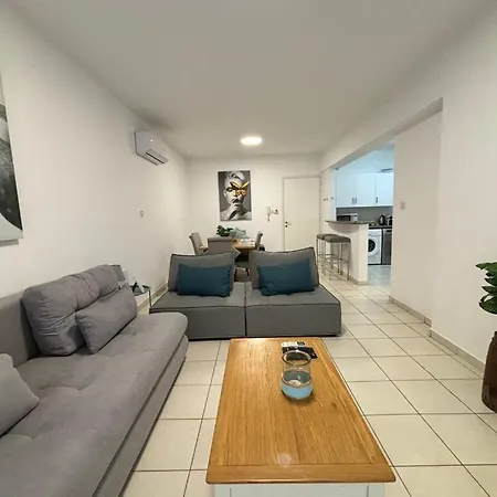 Cozy In Beautiful Complex